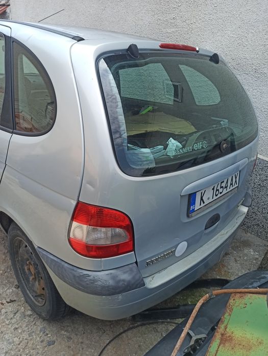 Рено меган Сценик бензин