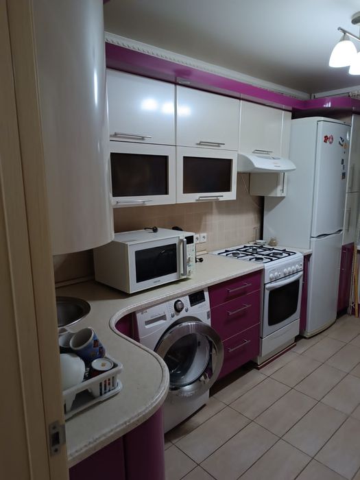 Продам 2 комнатную,  в новостройке,  Бензастрой