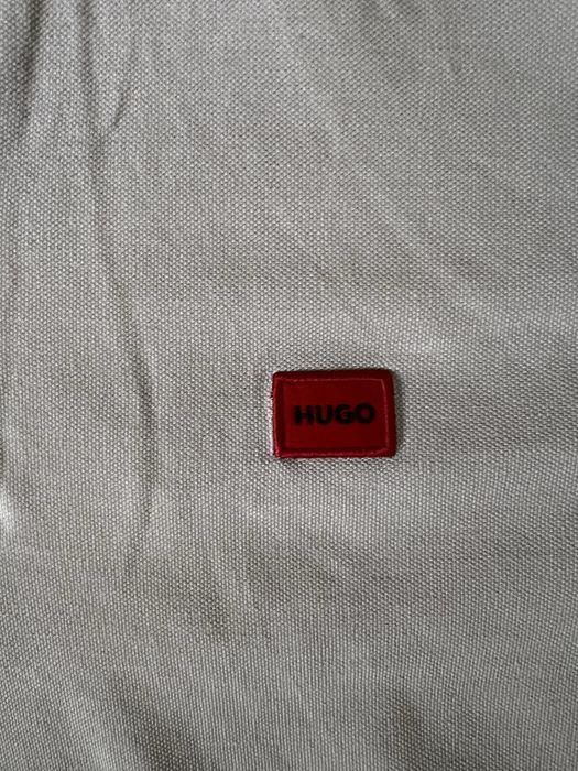 Hugo Boss тениска с копчета