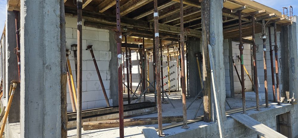 Popi metalici,cofraj