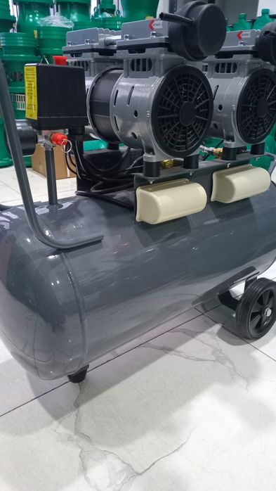 Комрессор 50 литр безшумный