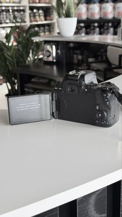 canon eos 250d kit 18-55mm+50mm 1.8