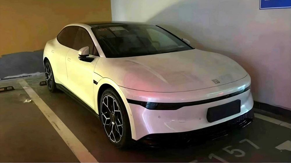 Zeekr 007 2 ta motor