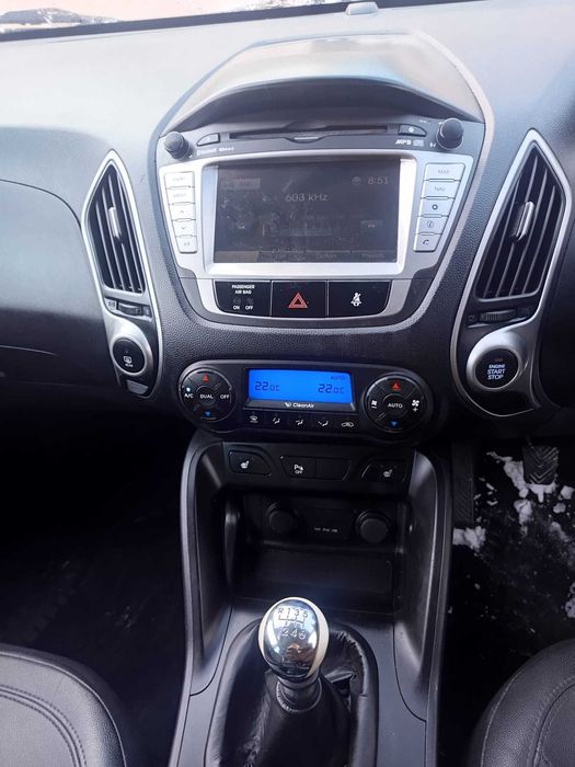 Navigatie originala Hyundai IX35 2010