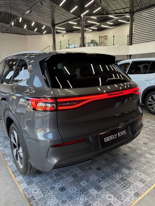 Geely EX5 max ev