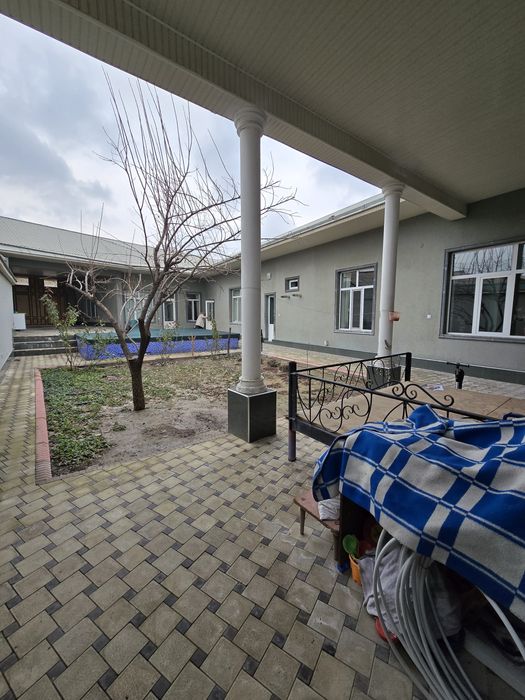 ТашГРЭС продаётся дом 6-соток 7-комнат!