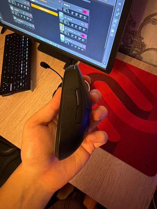 Беспроводная игровая мышь Logitech g pro x superlight 2c (черная)