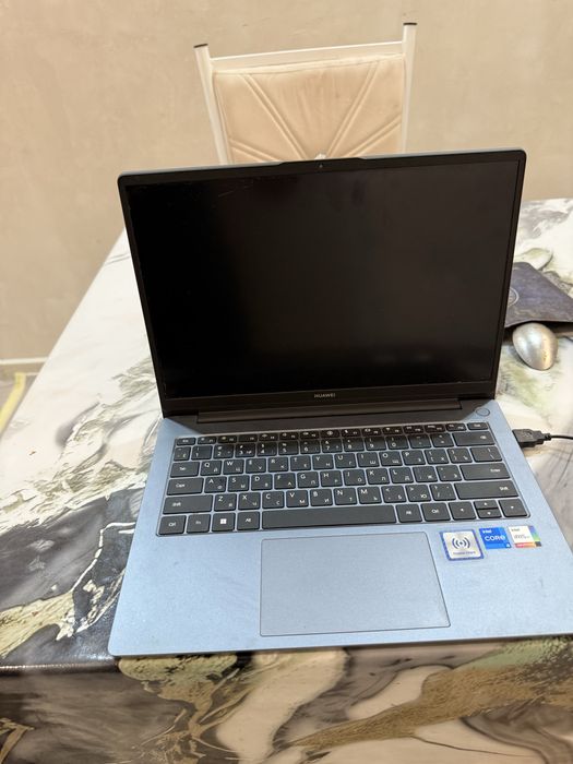 Продам ноудбук, makbook