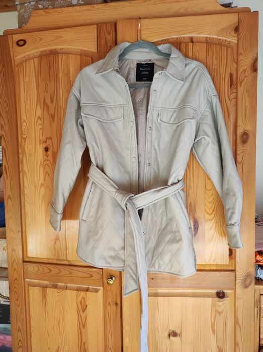 Якета, палта, връхни ризи