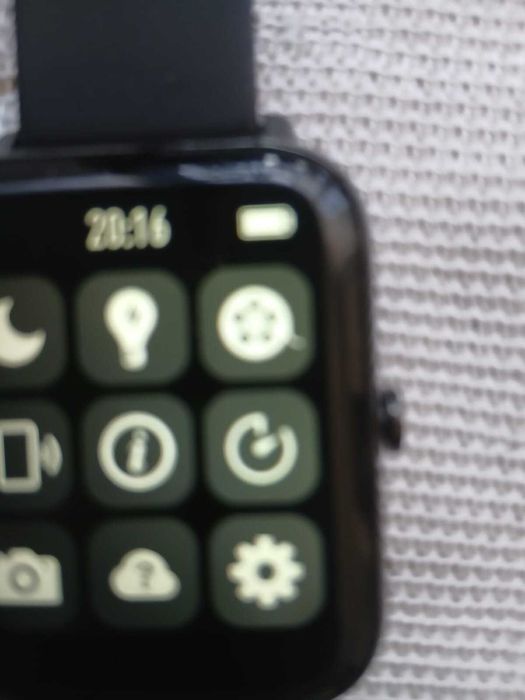 Vând smartwatch
