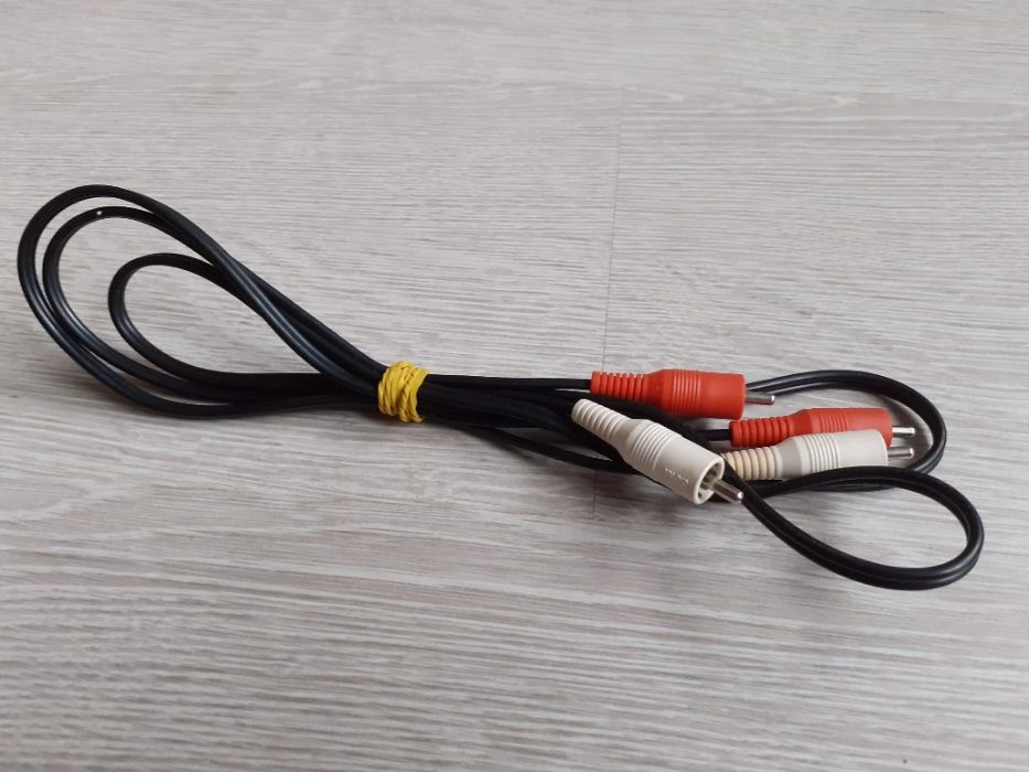 Cabluri audio; RCA; 2xSATA-IDE; adaptor auto DC