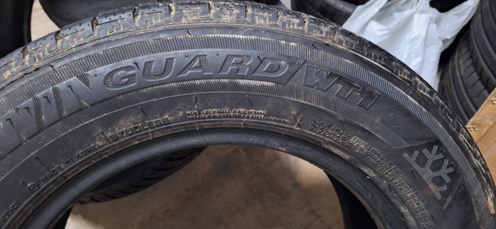 НОВИ! 2 бр 215 65 16C Nexen winguard