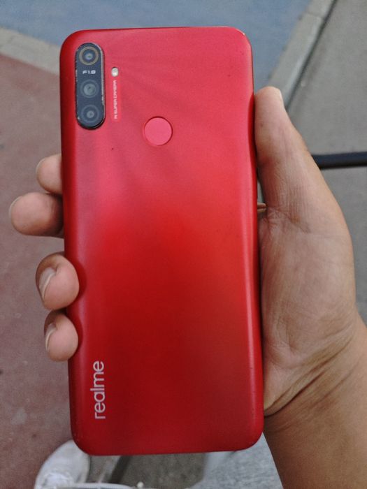 Realme c3 smartphone