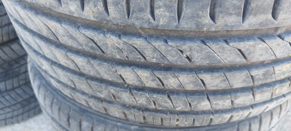 Продавам летни гуми втора упатреба.