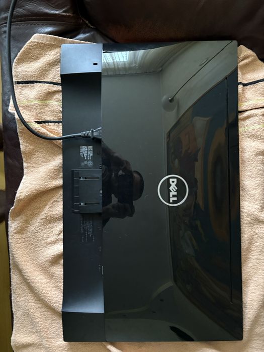 Monitor Dell 24”