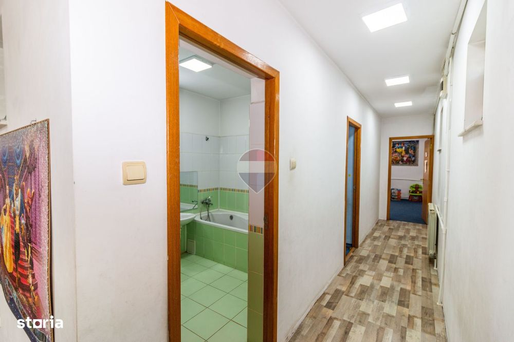 Vila 336 mp 7 camere - locuință, grădiniță, clinică - Drumul Taberei
