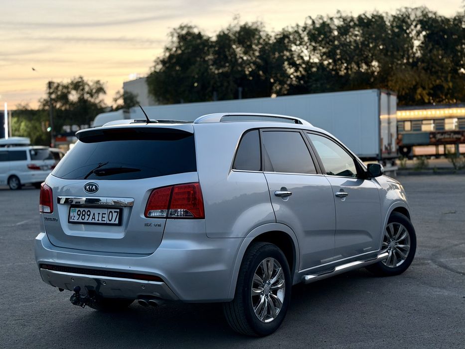 Продам авто Kia Sorento