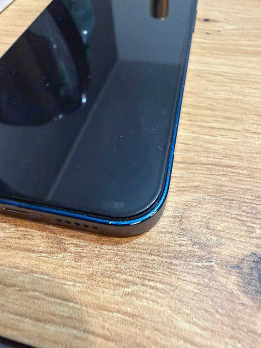 iPhone 12 128GB + AirPods Gen 2