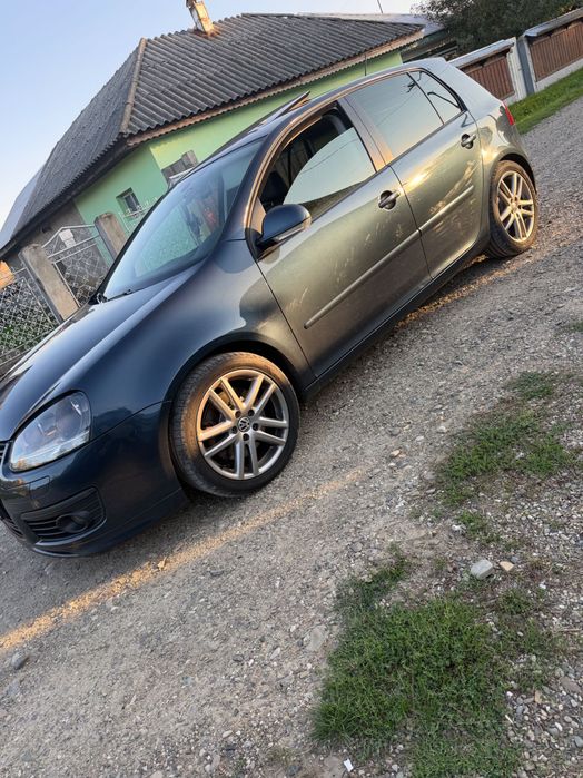 Vând golf 5 Gt impecabil