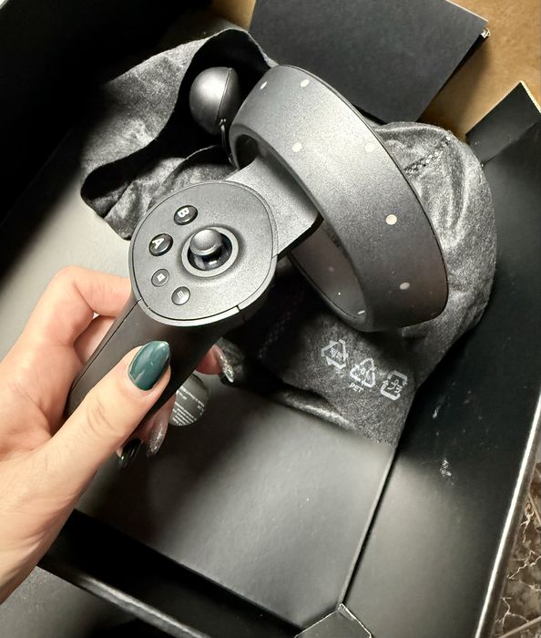 HP Reverb G2 4K gamenig Vr очила+ два джойстика