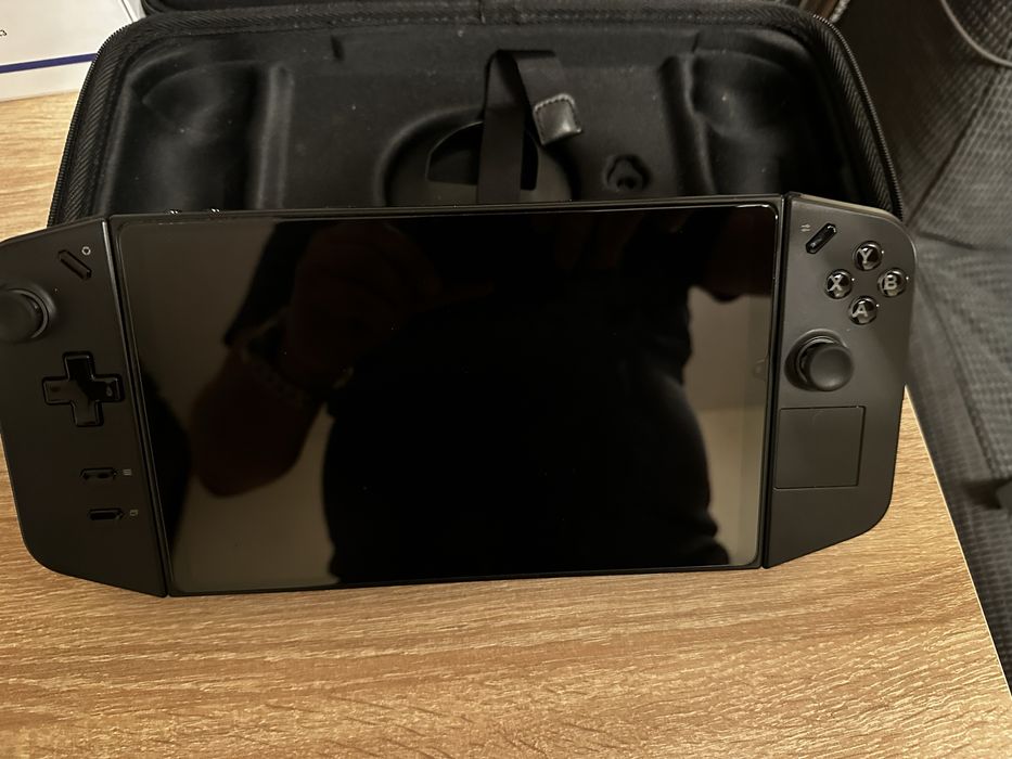 Vand lenovo legion go impecabil