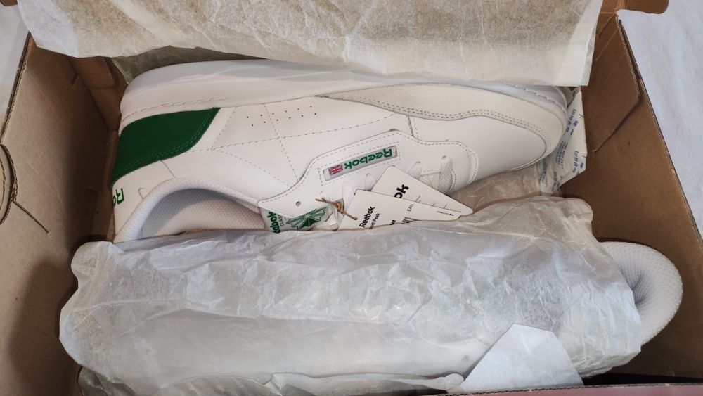 Чудесни мъжки сникърси Reebok №47