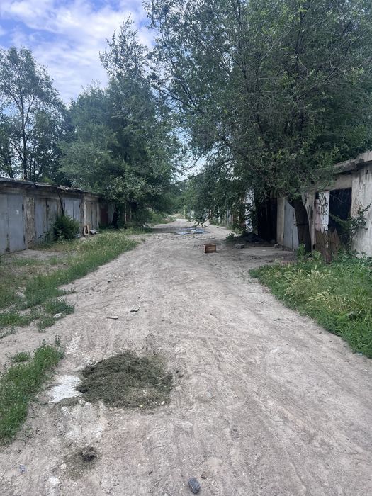 Продам Гараж в грессе.