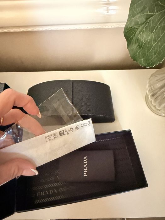Дамски слънчеви очила Prada