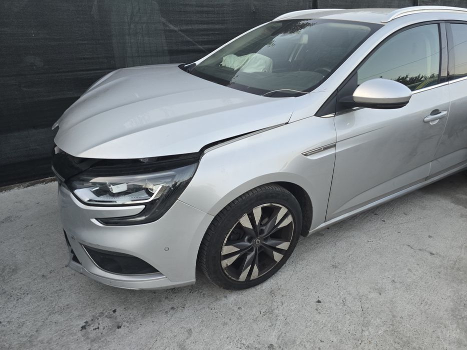 Dezmembrez Renault Megane 4
