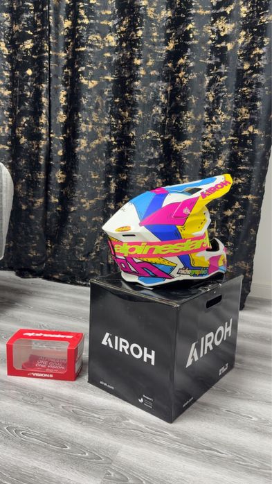 Cască Airoh cu ochelari Alpinestars