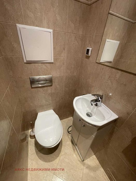 Дава се под наем Тристаен апартамент в София, Дианабад - 100 кв.м за 800.7 € - Снимка #11