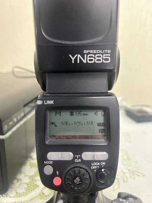 вспышка Yongnuo YN685 Speedlite
