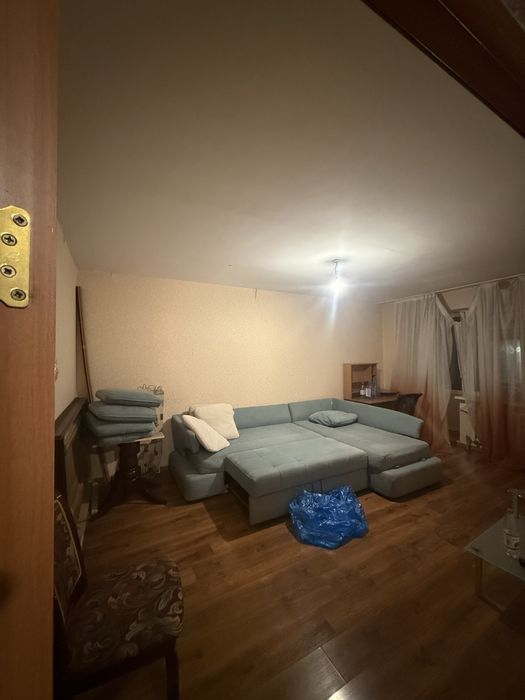 Продкм 3 комнатную полноценную квартиру