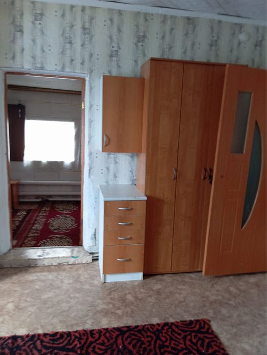 Сдам дом благоустроенный во дворе с хозяевами