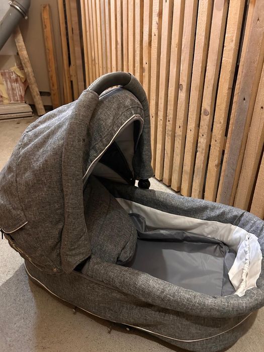 Vand carucior 3in1 landou scoica si scaun auto