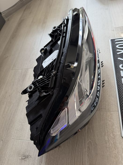 Фар десен BMW G20 G21 LED LCI facelift БМВ Г20 Г21
