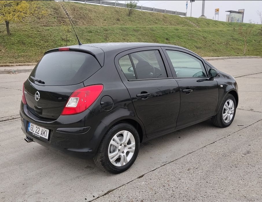 Opel Corsa 1,4 benzină euro 5 import Germania stare excelenta