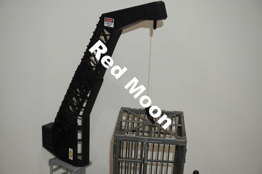 Кеч Ринг с Клетка WWE Crash Cage Wrestling Ring Playset Seat Launchers