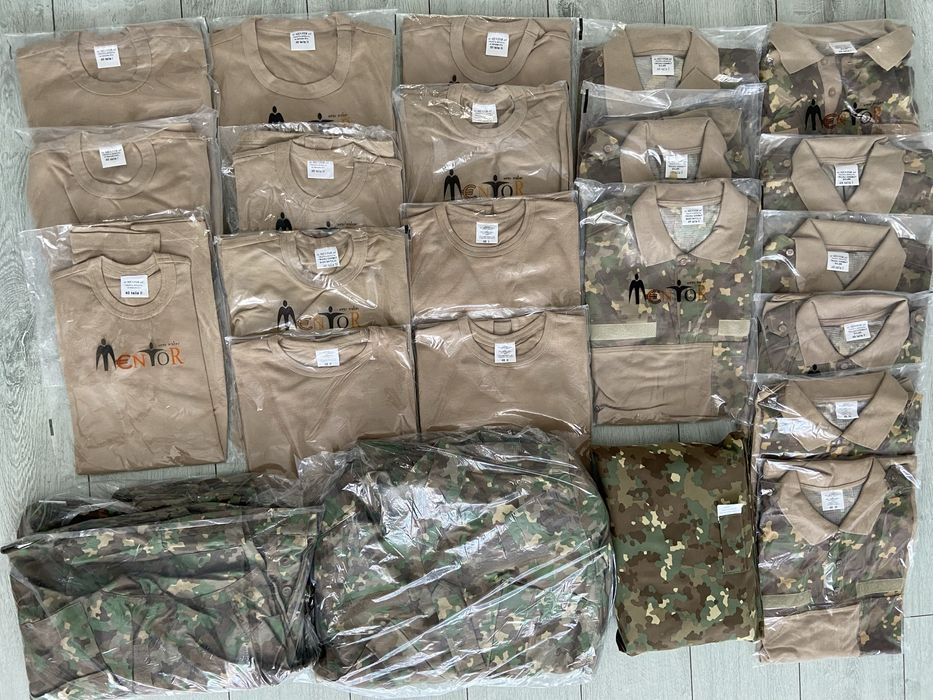 Tinute , scurta, bocanci combat, etc.