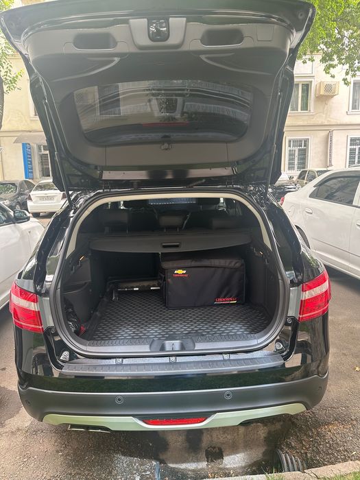 Lada Vesta SW cross (1.6 Nissan)