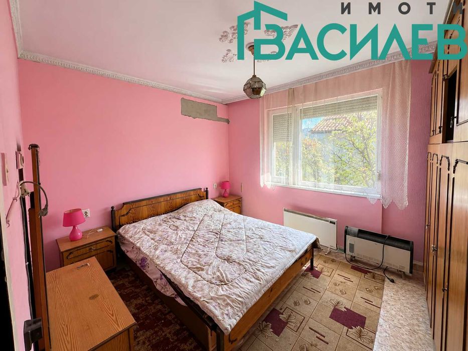 Продава се Къща в Перник, Църква - 270 кв.м за 1038 €/кв.м - Снимка #2