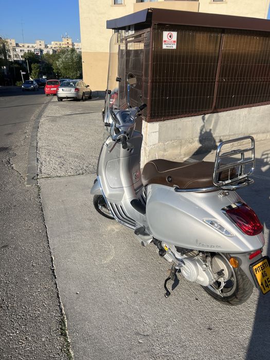 Piaggio Vespa Primavera