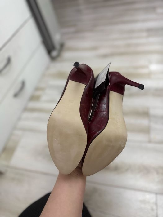 Pantofi NOI Koton burgundy toc mediu stiletto eleganți
