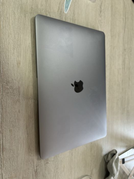 Macbook Air M1 8/256