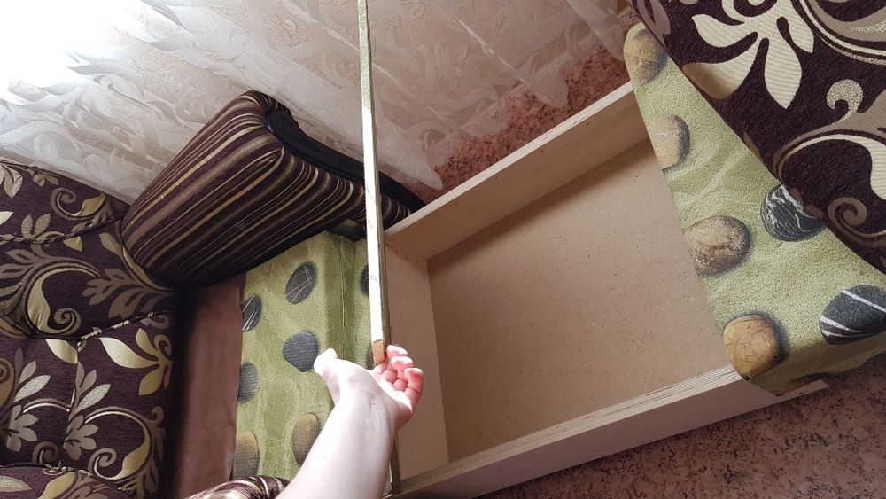 Угловой диван и кресло