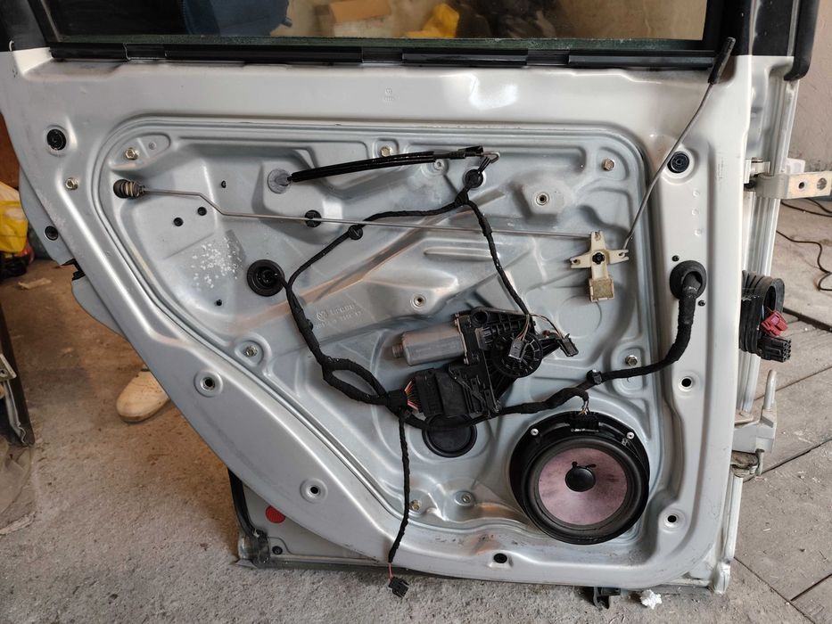 Части за Пасат Б5