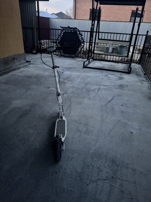 Самокат SCOOTER 116D белый