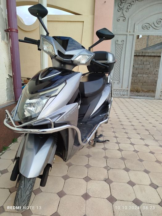 Электро скутор продаю