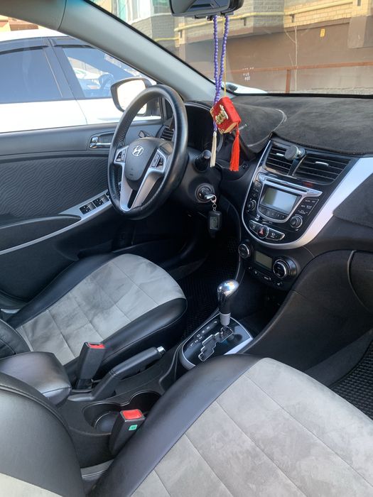 Автомобиль Хундай Акцент