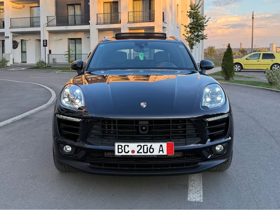 Porsche Macan Porsche Macan S Diesel  2017 3.0 V6 258 hp  PDK ,PDLS +,Panoramic, Cam